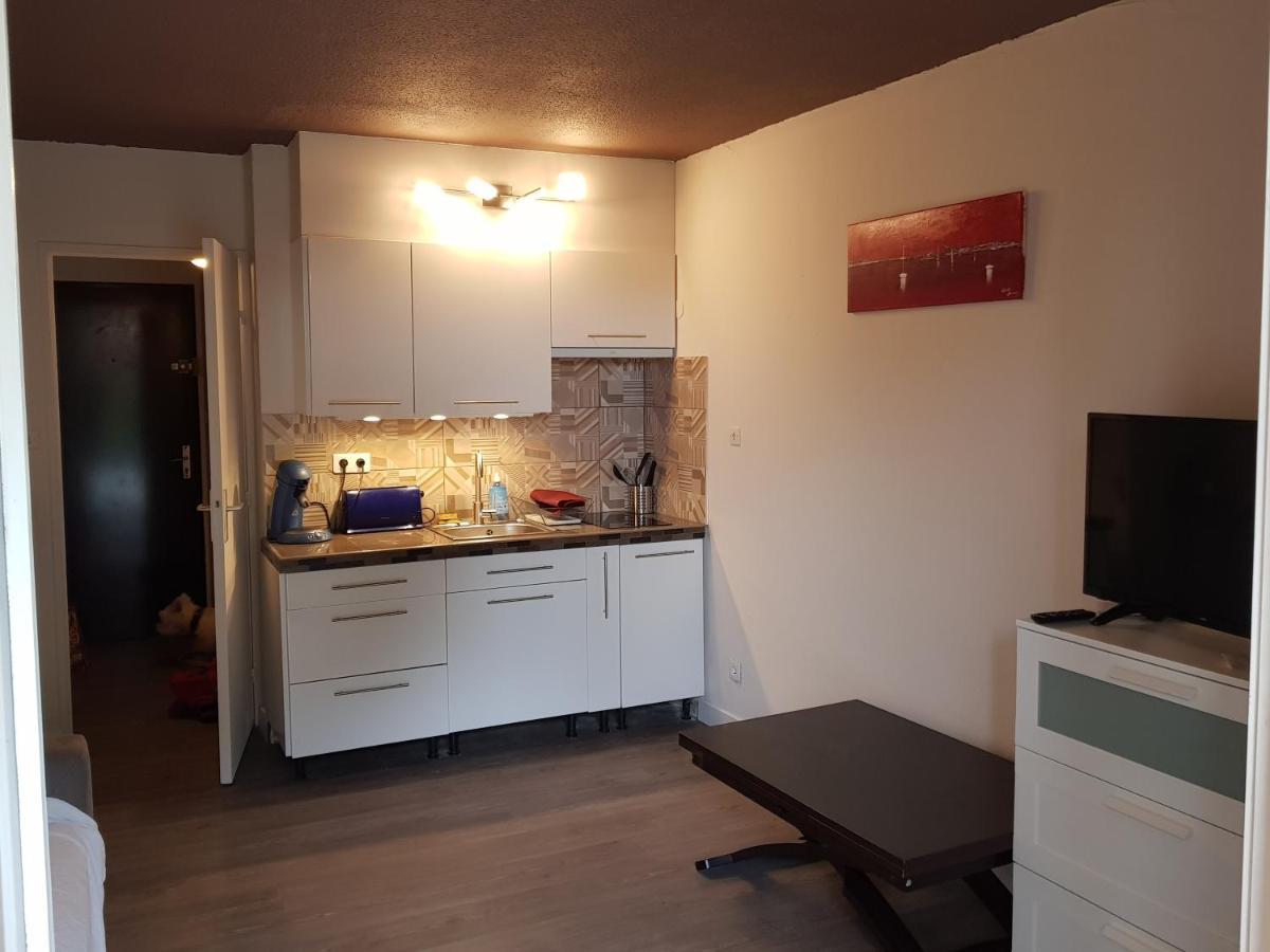 Studio Confortable Au Calme Proche Du Port Et De La Plage Grande Terrasse Et Parking Residence Le Grand Large سانت-ماندرييه-سور-مير المظهر الخارجي الصورة